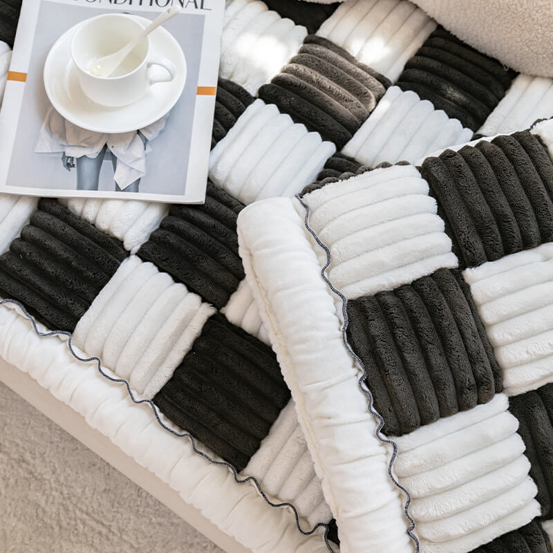 Pet-Friendly Couch Covers – Protect Your Sofa in Style!
