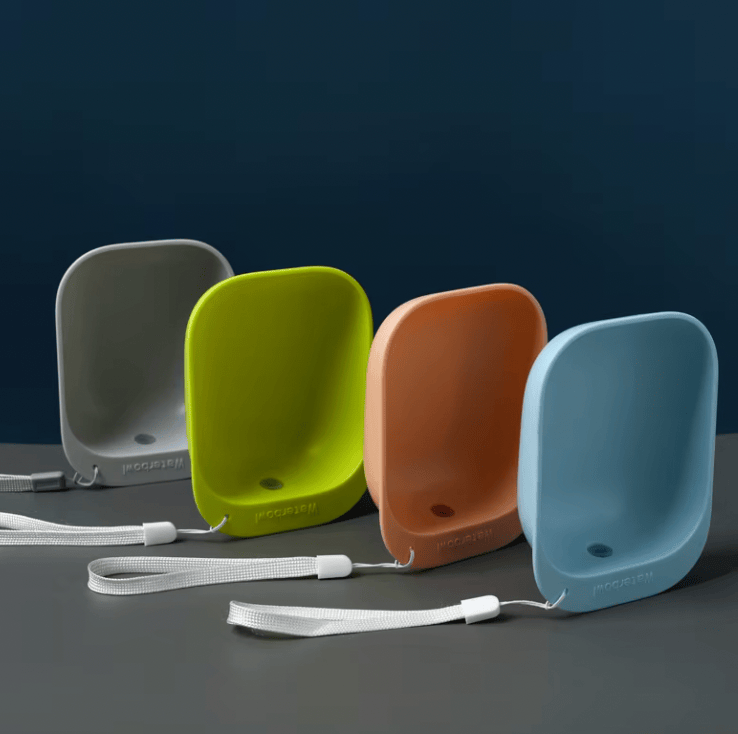 Portable Dog Water Bottle Cap – Leak-Proof Travel Water Bowl for Dogs