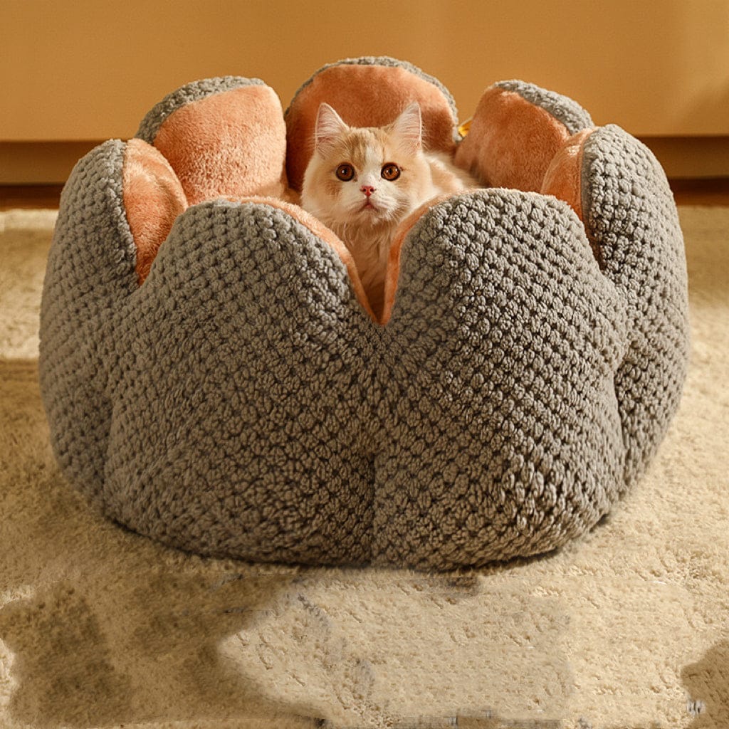 Plush Cat Nest Bed – Cozy Indoor Sleeping Bed for Cats