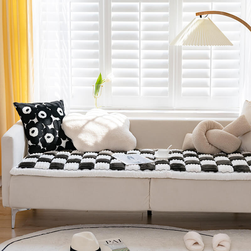 Pet-Friendly Couch Covers – Protect Your Sofa in Style!