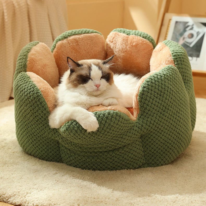 Plush Cat Nest Bed – Cozy Indoor Sleeping Bed for Cats