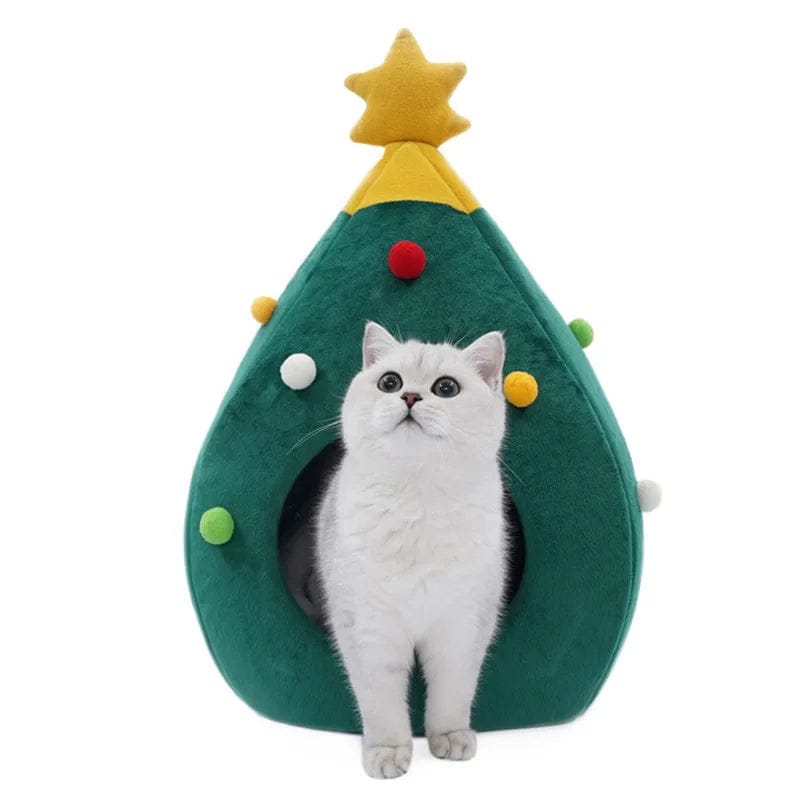 Christmas Pet House – Cozy, Warm & Holiday-Perfect