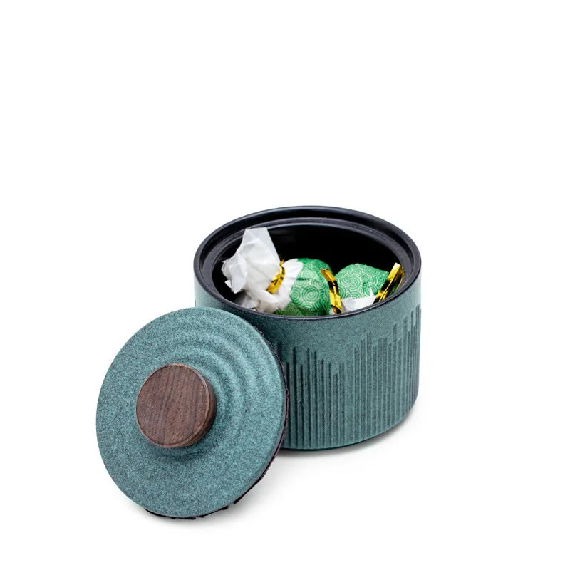 Green Glass Pet Memorial Urn — Elegant Keepsake for Your Companion