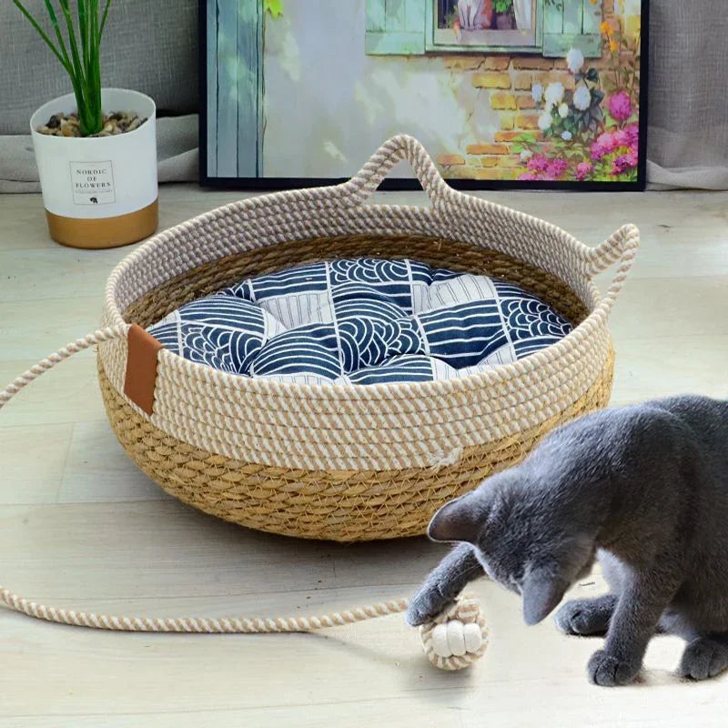 Rustic Elevated Cat Bed — Breathable Summer Design for Cool, Comfortable Rest