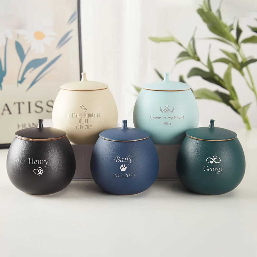 Personalized Ceramic Pet Memorial Urn — Custom Name and Tribute